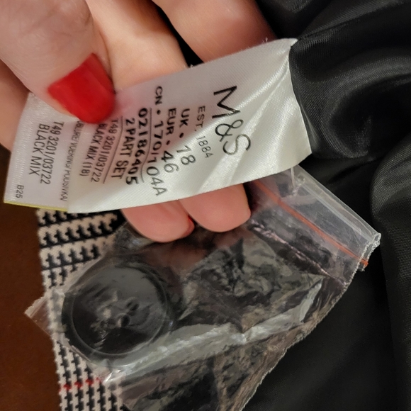 M&S houndstooth trench coat - Picture 7 of 8